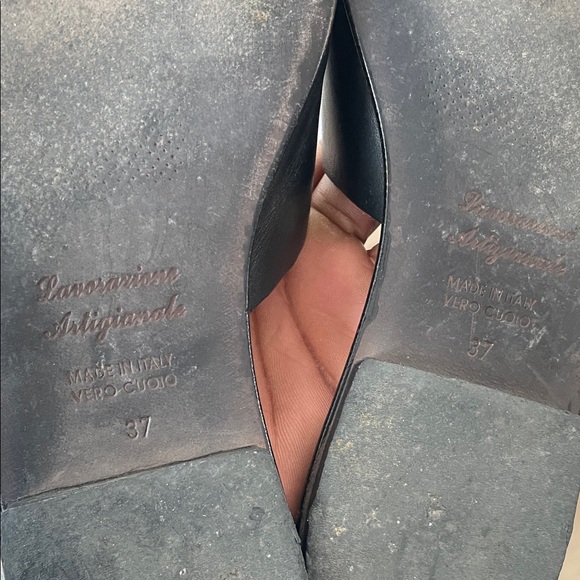 Black Slide Sandals by Gravity Pope - Picture 4 of 5